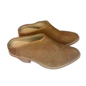 Poppy Barley Size 6 Saddle Brown Leather Mules NWOT
